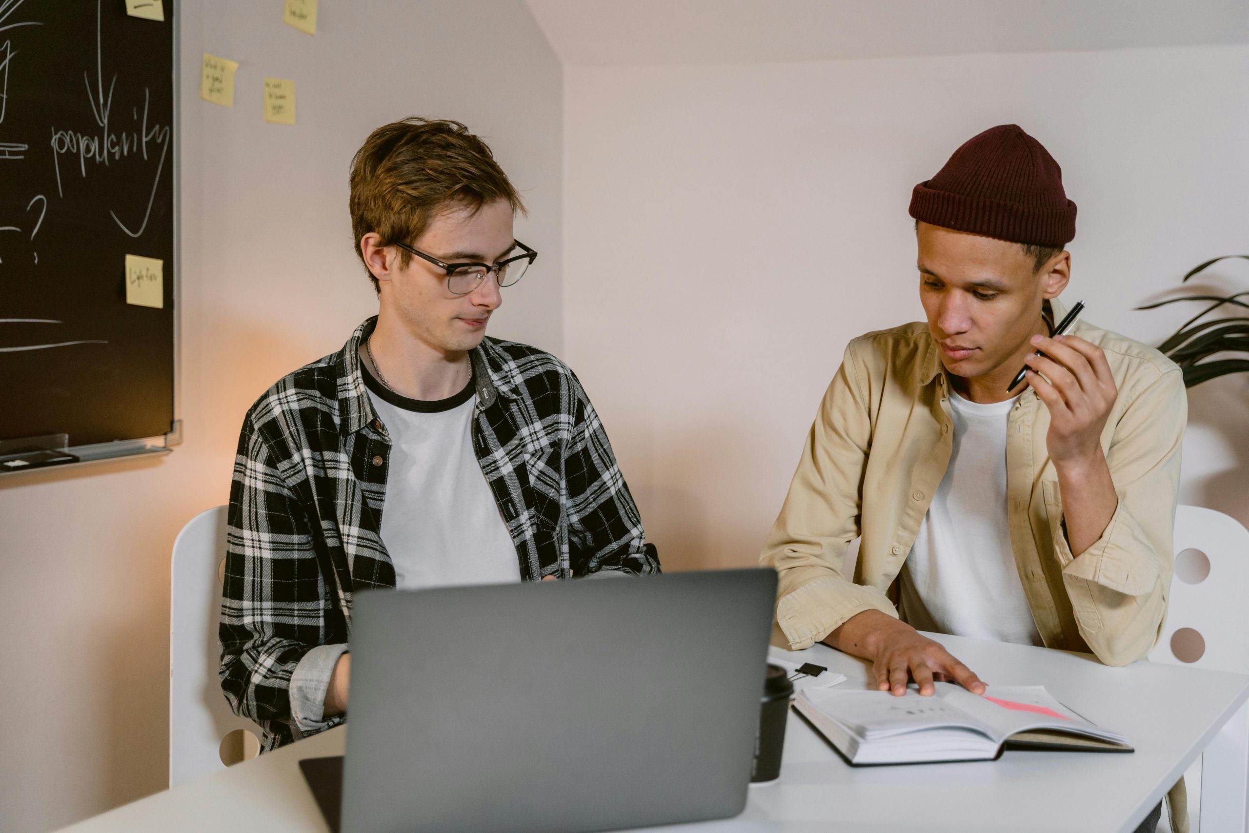 20+ Online Copywriting Jobs: Find Simple Copy Projects